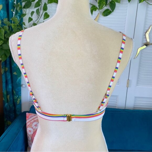 Urban Outfitters Out From Under Ivy Printed Retro Rainbow Stripe Bikini Top New - Picture 9 of 12